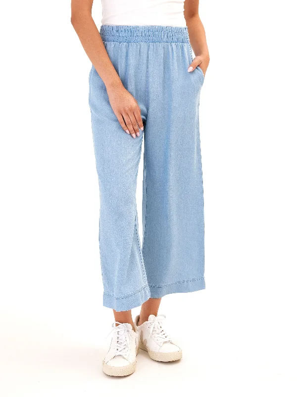 Harlowe Chambray Crop Pant 24" Classic Straight-Leg Pants
