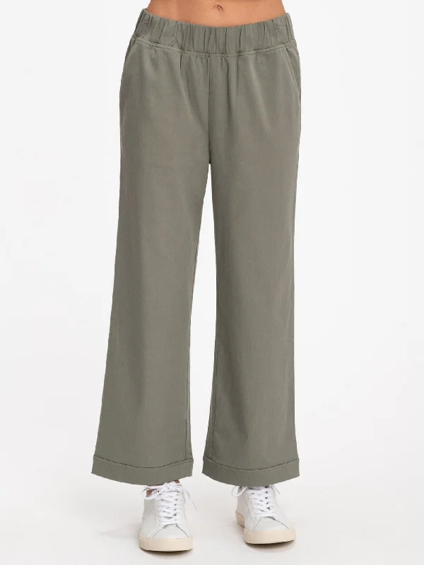Georgie Stretch Twill Pant Chic Capri Pants