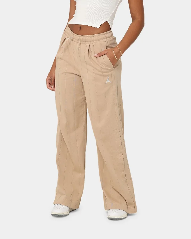 Jordan Women's Knit Pants Desert High-Waist Jeans