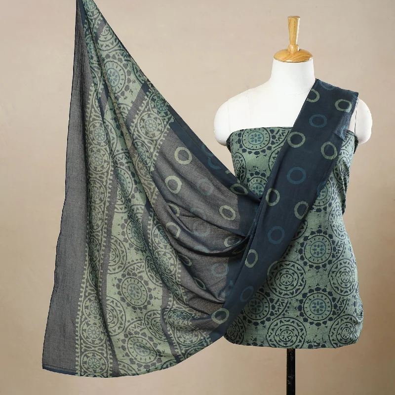 Green - 3pc Cotton Kutch Batik Print Dress Material 43