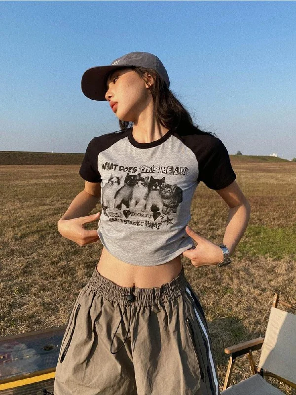 Kitty Print Crop Tee Graphic Embroidered Appliqued