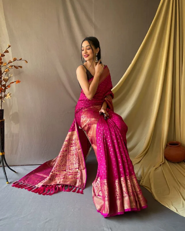 Women Party Wear Banarasi Silk Saree with Un Stitched Blouse Stretchy Fitted Blouse