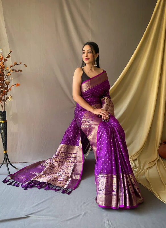 Women Party Wear Banarasi Silk Saree with Un Stitched Blouse Casual Stripe Blouse