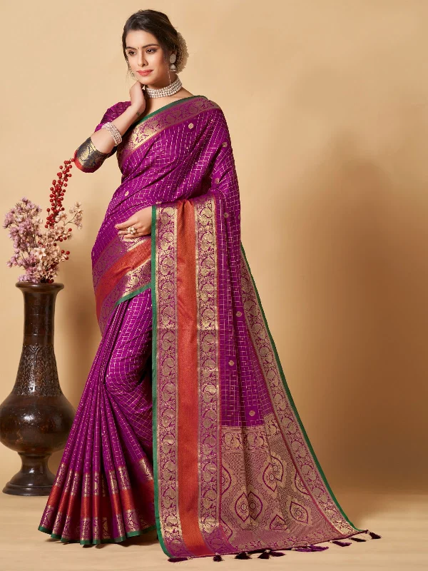 Women Party Wear Banarasi Silk Saree with Un Stitched Blouse Sweetheart Neck Blouse