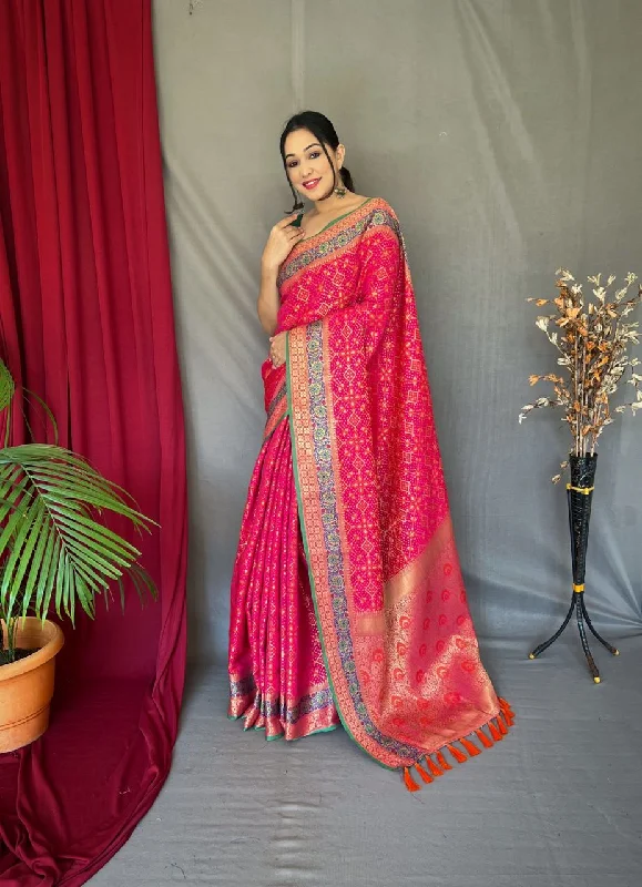 Women Party Wear Patola Silk Saree with Un Stitched Blouse Balloon Sleeve Blouse