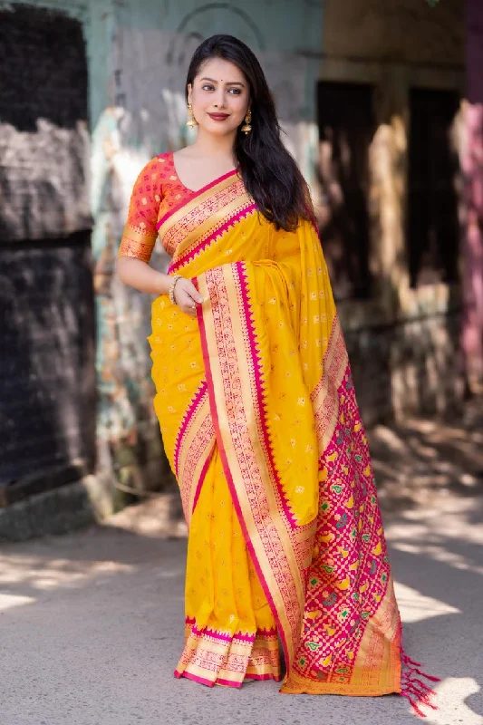 Women Party Wear Premium Patola Silk Saree With Un Stitched Blouse Modern Work Blouse