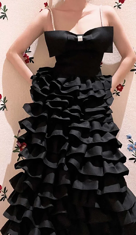 LAYERED BOW-EMBELLISHED  MAXI DRESS IN BLACK Chic Summer Floral Maxi Dress