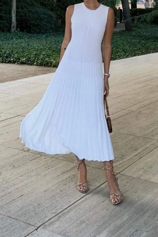 RIB KNIT PLEATED MAXI DRESS Stylish Longline Maxi Dress