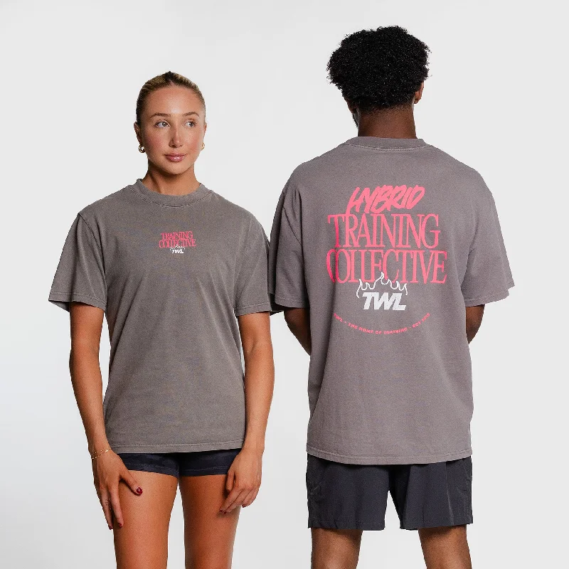 TWL - LIFESTYLE OVERSIZED T-SHIRT - TRAINING COLLECTIVE - FADED GREY/NEON PINK Fleece Fabric Down Fabric Feather Fabric TWL - LIFESTYLE OVERSIZED T-SHIRT - TRAINING COLLECTIVE - FADED GREY/NEON PINK Fleece Fabric Down Fabric Feather Fabric