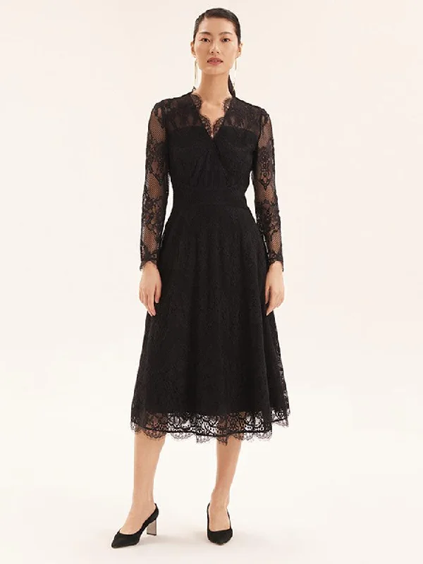 Lace Slim-Fit Dress