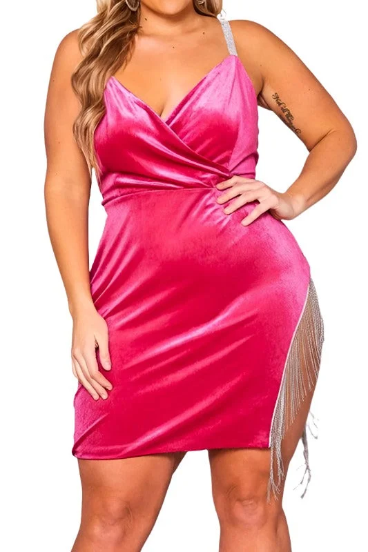 Plus Crystal Detailed Velvet Mini Dress Fashionable Pleated Mini Dress
