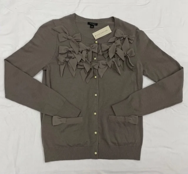 Ann Taylor Taupe Gray Sweater Size S NWT Handmade Hand-knitted Hand-woven