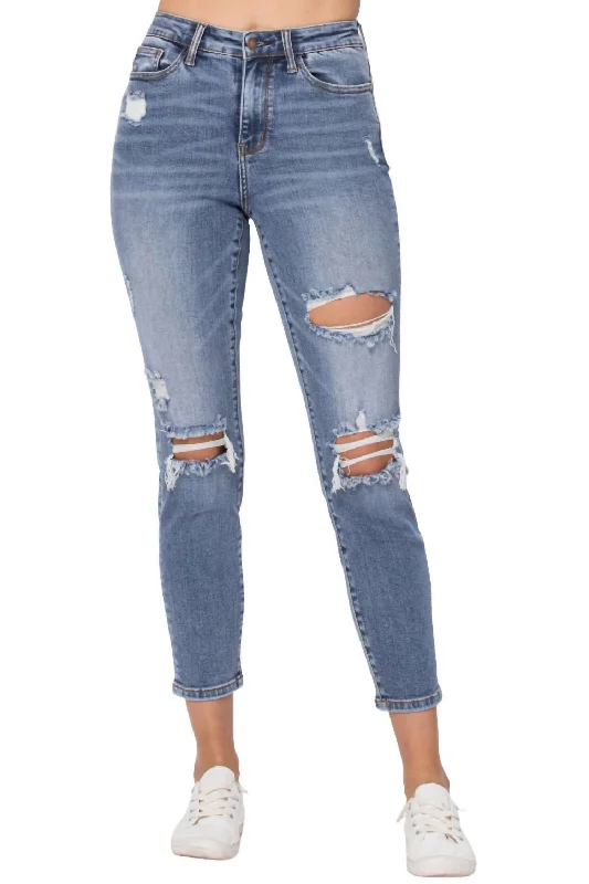 Destroyed Slim Fit Jean In Light Blue Stylish High-Rise Mom Jeans