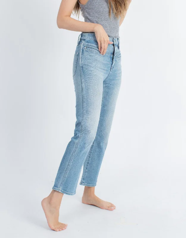 High-Rise Light Wash Wide Leg Jeans Comfortable Boyfriend Jeans