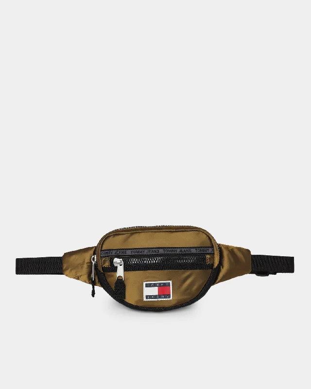 Tommy Jeans Casual Utility Bum Bag Black/Metallic Fashionable Relaxed Fit Denim