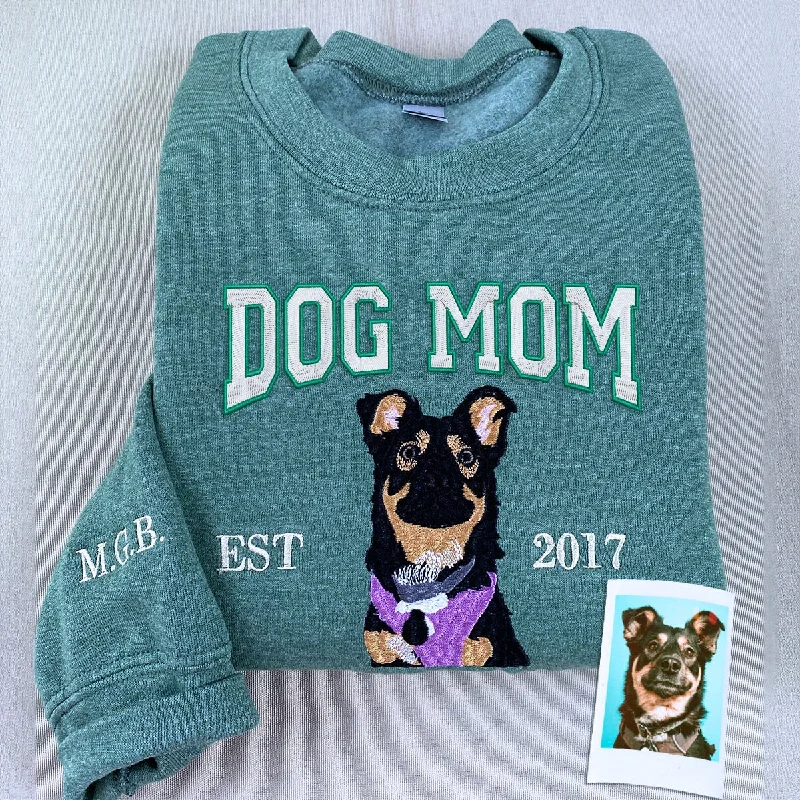Custom Embroidered Dog Mom Varsity Sweatshirt, Personalized Crewneck with Icon, Gift For Dog Owners Hoodie with Slit Hem Functional Movement