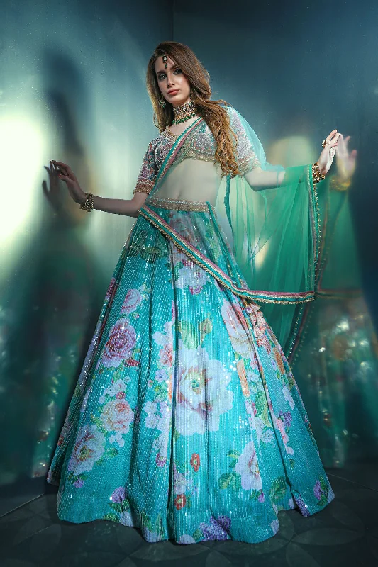 Stylish velvet blouse with Printed sequins Skirt pleated skirt texture